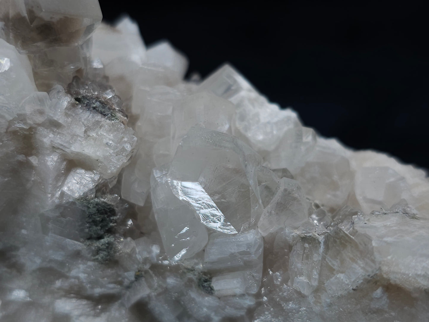#11075 Dolomite on Combined form Calcite in clear Dogtooth Calcite