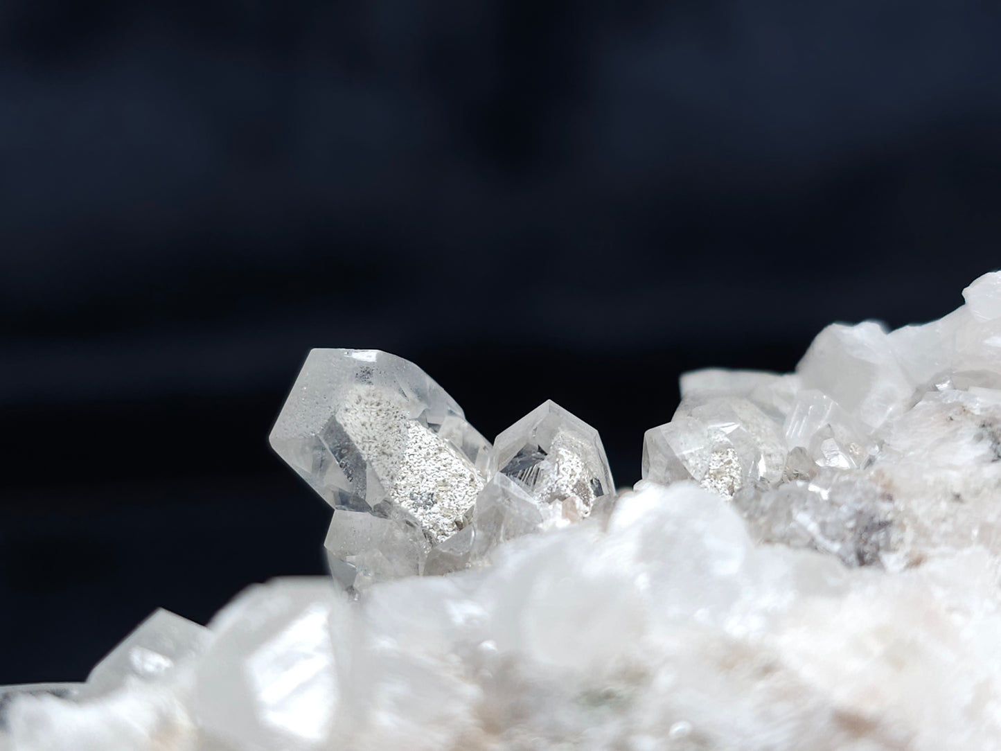 #11075 Dolomite on Combined form Calcite in clear Dogtooth Calcite