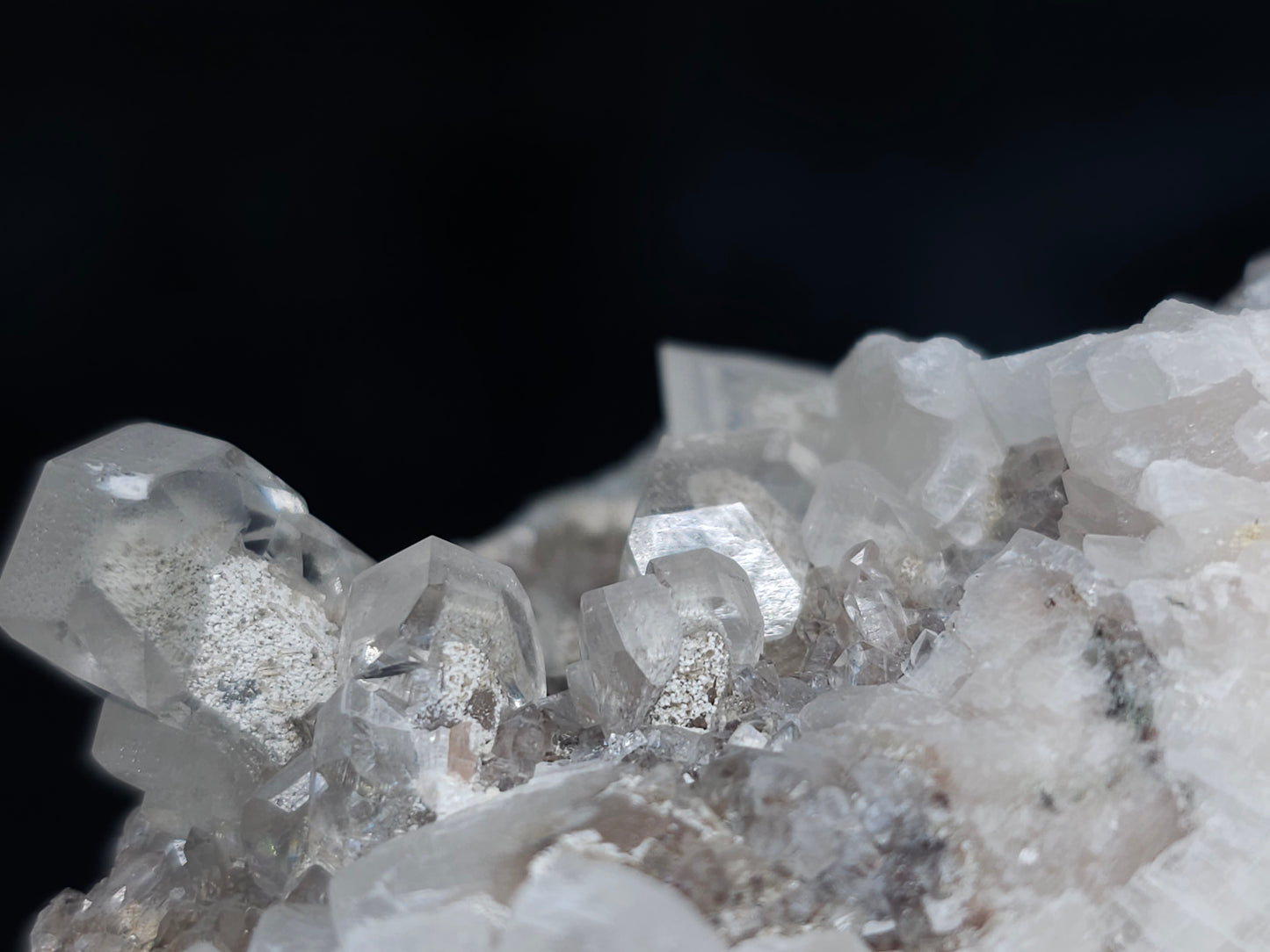 #11075 Dolomite on Combined form Calcite in clear Dogtooth Calcite