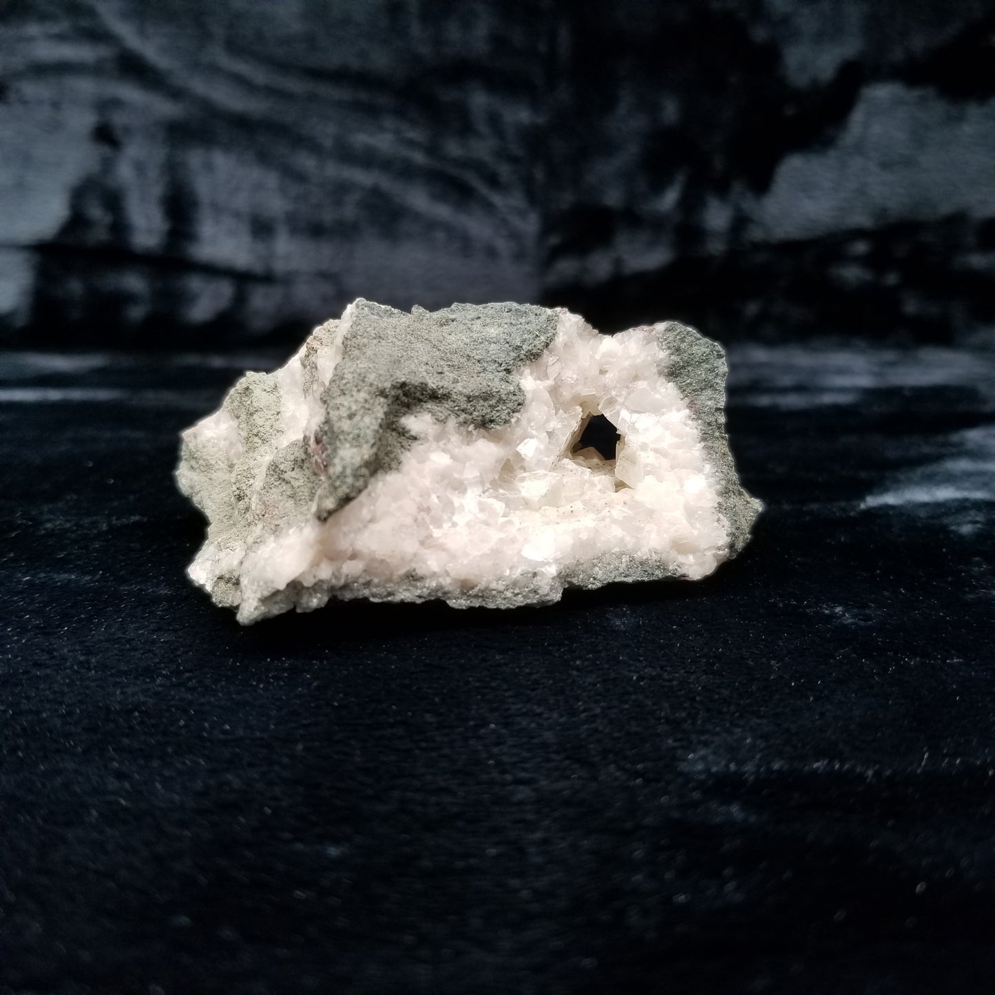 #11035 Chalcopyrite on clear Combined form Calcite on matrix