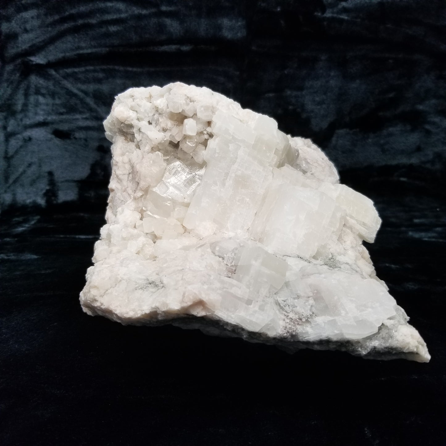#11039 Clear Combined form with white Calcite slices