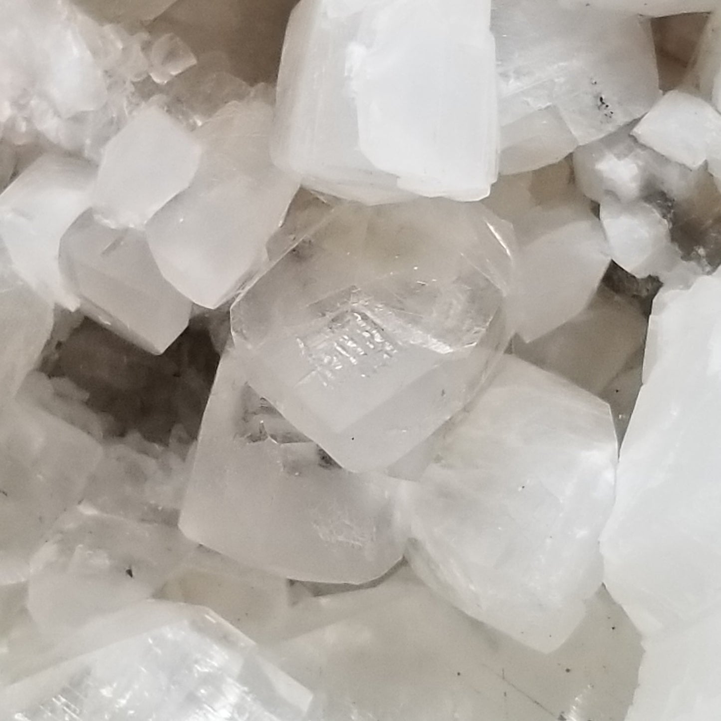 #11039 Clear Combined form with white Calcite slices