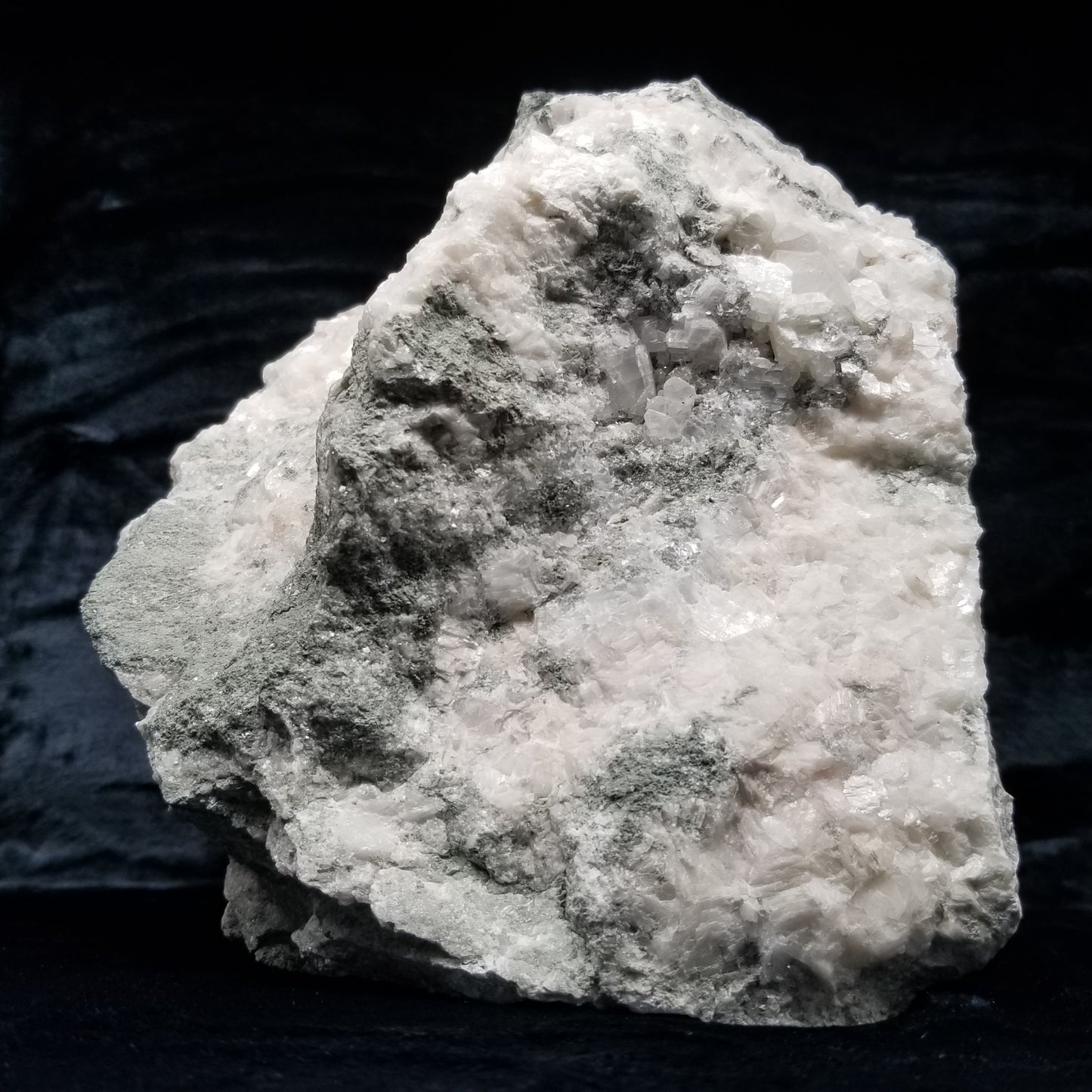 #11070 White Calcite block, Chalcopyrite and Hematite on clear Combined form Calcite with Dogtooth Spar Calcite and small Spirit Quartz