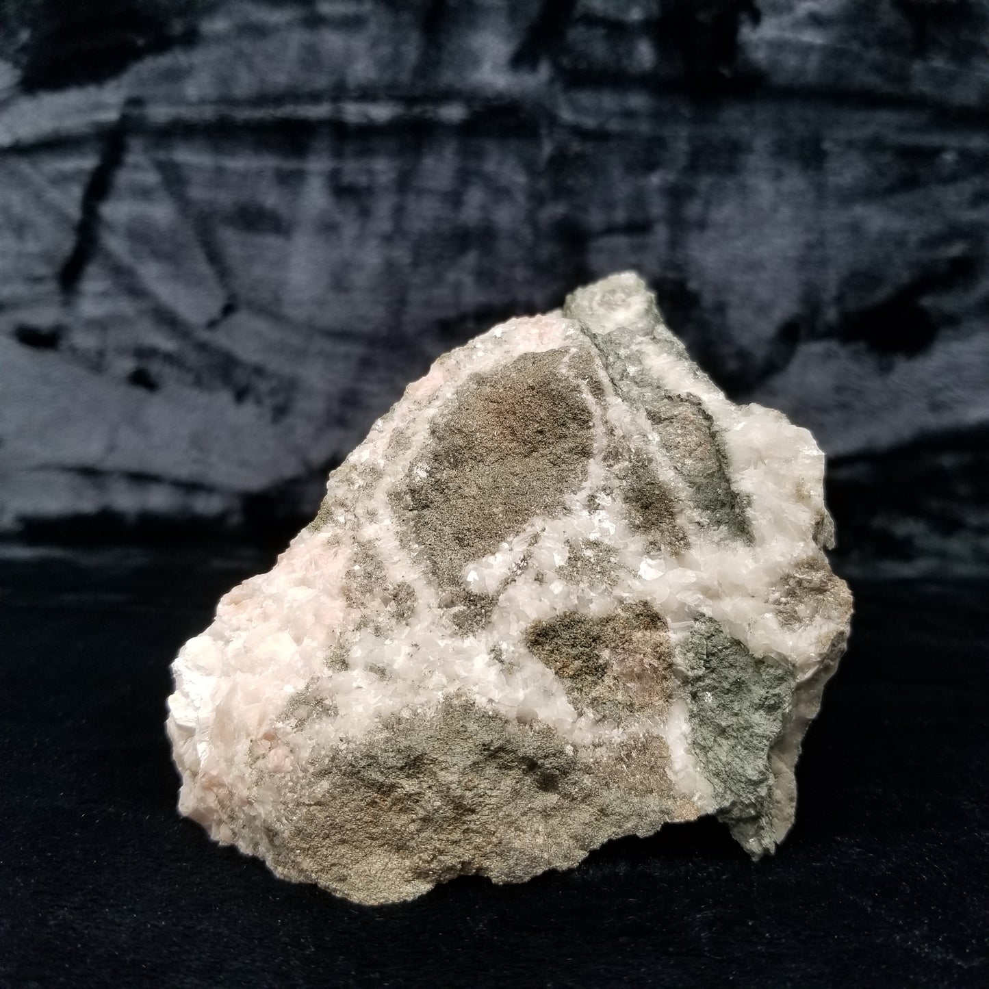 #11235 Clear Combined form Calcite formation with Hematite inclusions on matrix