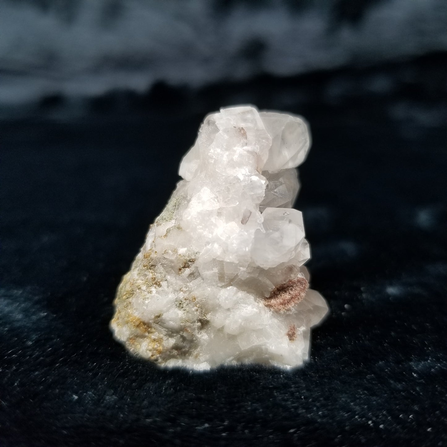 #11283 Chalcopyrite on clear Combined form Calcite formation on matrix