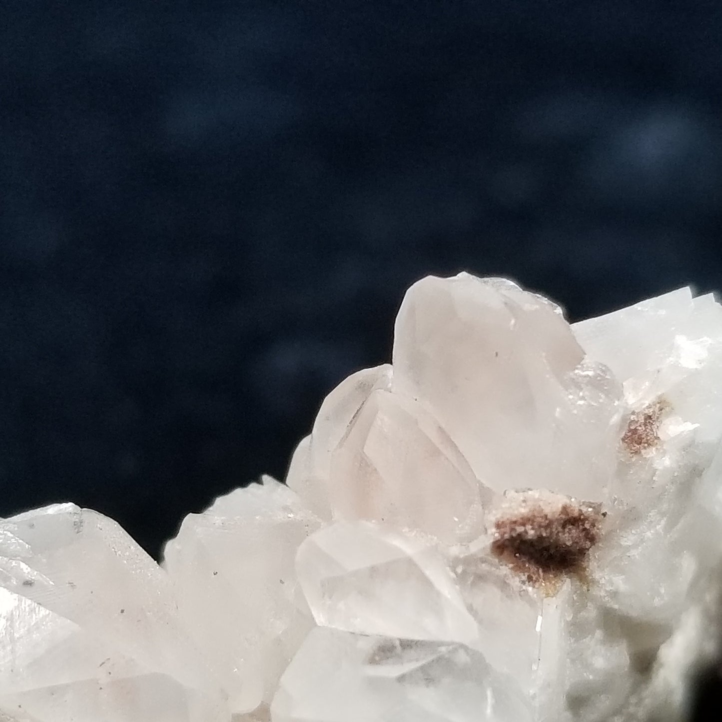 #11283 Chalcopyrite on clear Combined form Calcite formation on matrix
