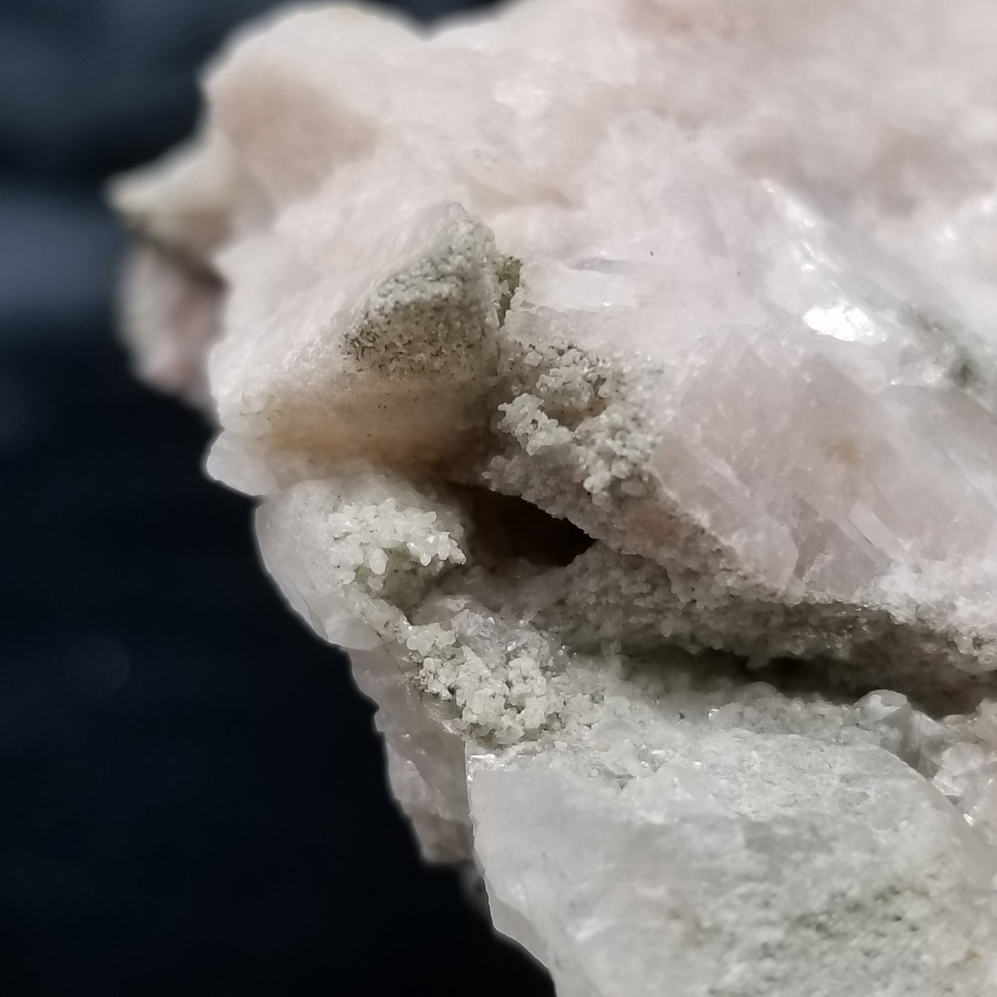 #11295 Chalcopyrite on white and clear Combined form Calcite formation on matrix