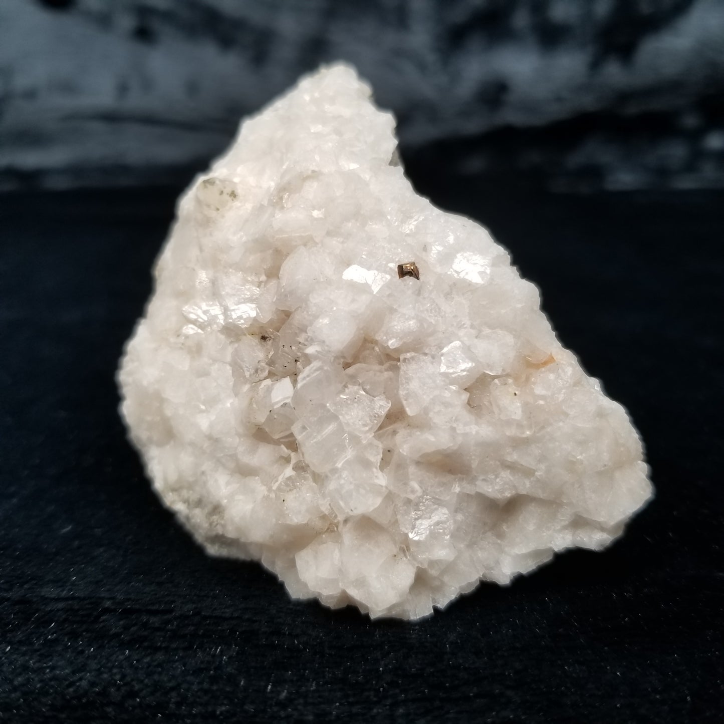 #11287 Chalcopyrite on white Combined form Calcite on matrix