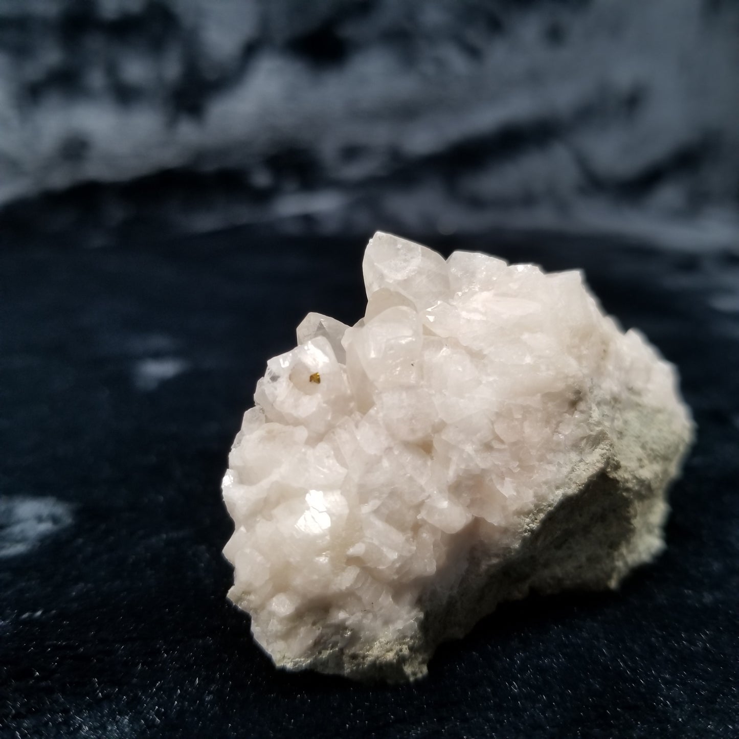 #11307 Chalcopyrite on clear Combined form Calcite on matrix