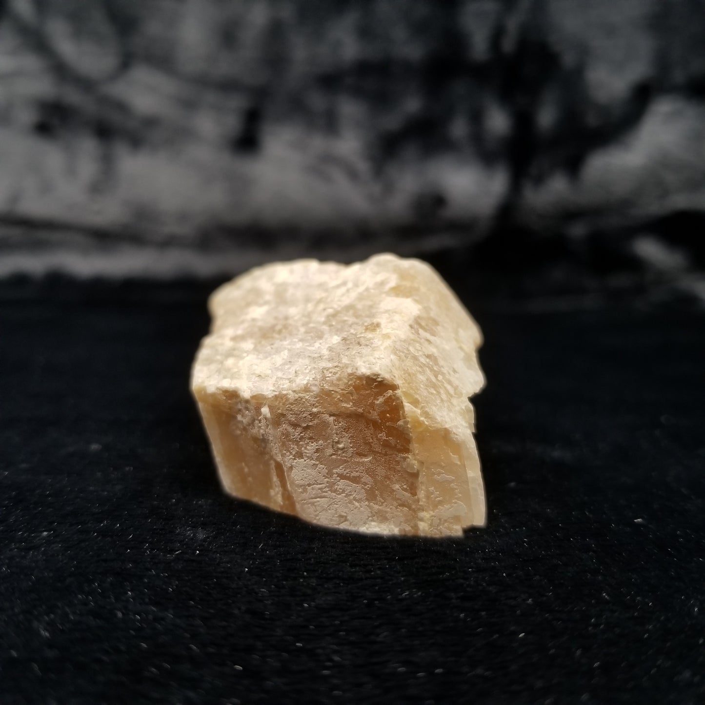 #11372 Honey Calcite block with natural angle