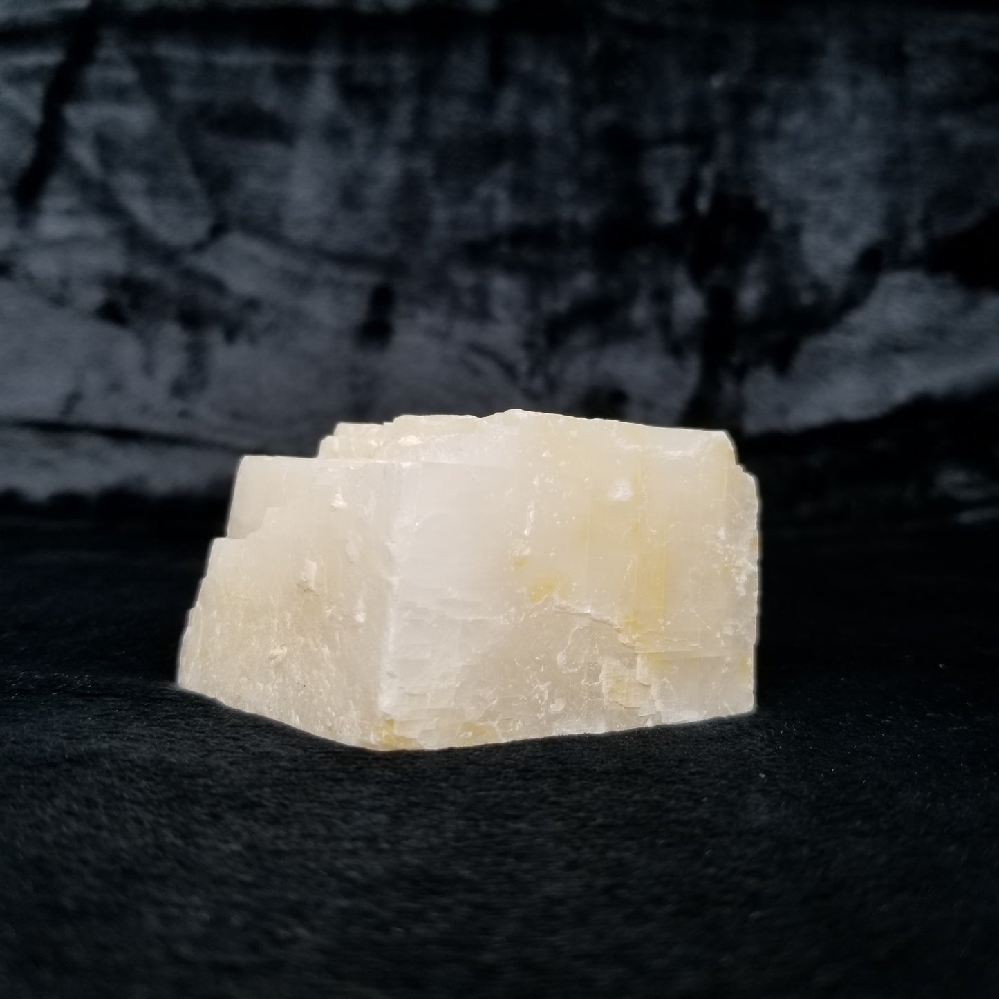 #11377 Honey Calcite block