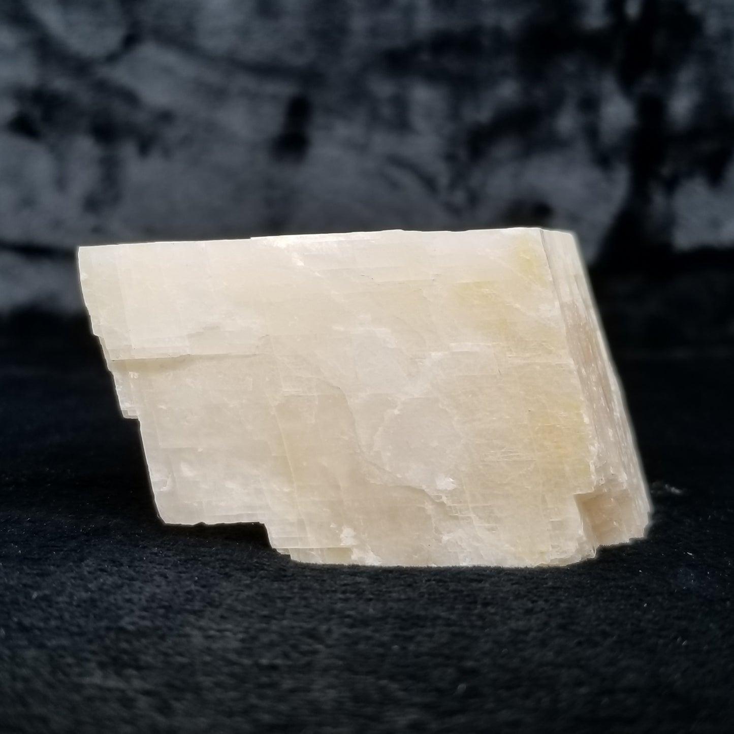 #11377 Honey Calcite block