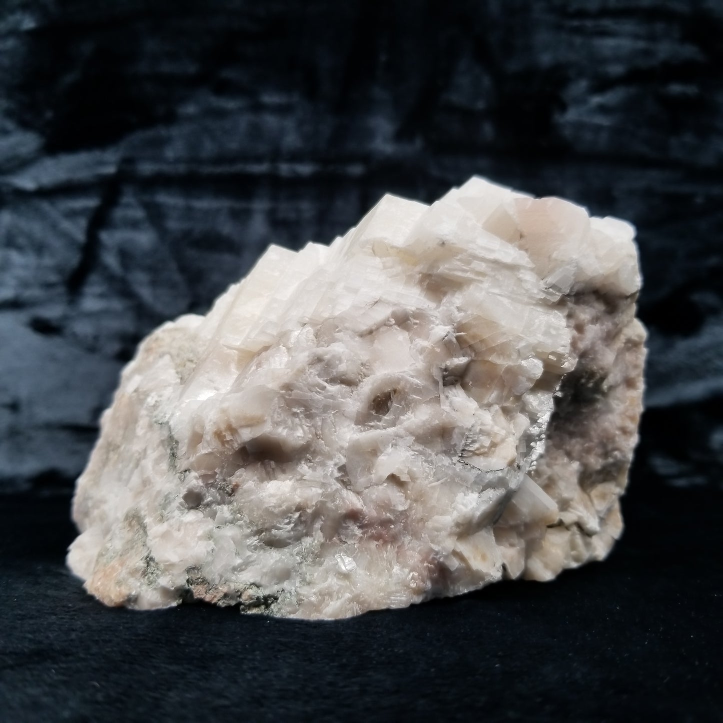 #11381 Honey Calcite block formation on matrix