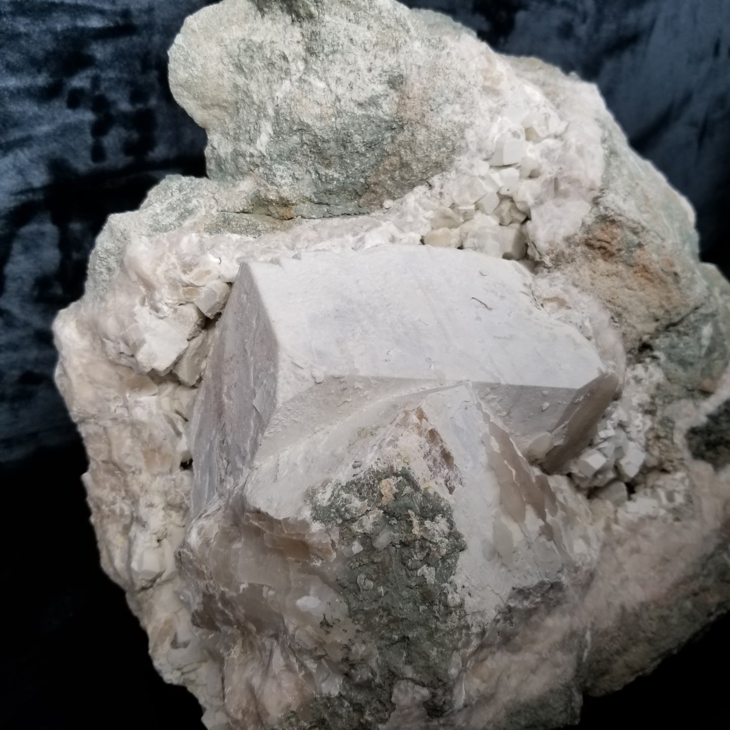 #11063 White Dolomite with small clear Nailhead Spar Calcite on Combined form Calcite and Calcite block formation with Calcite crystals on it and Spirit Quartz