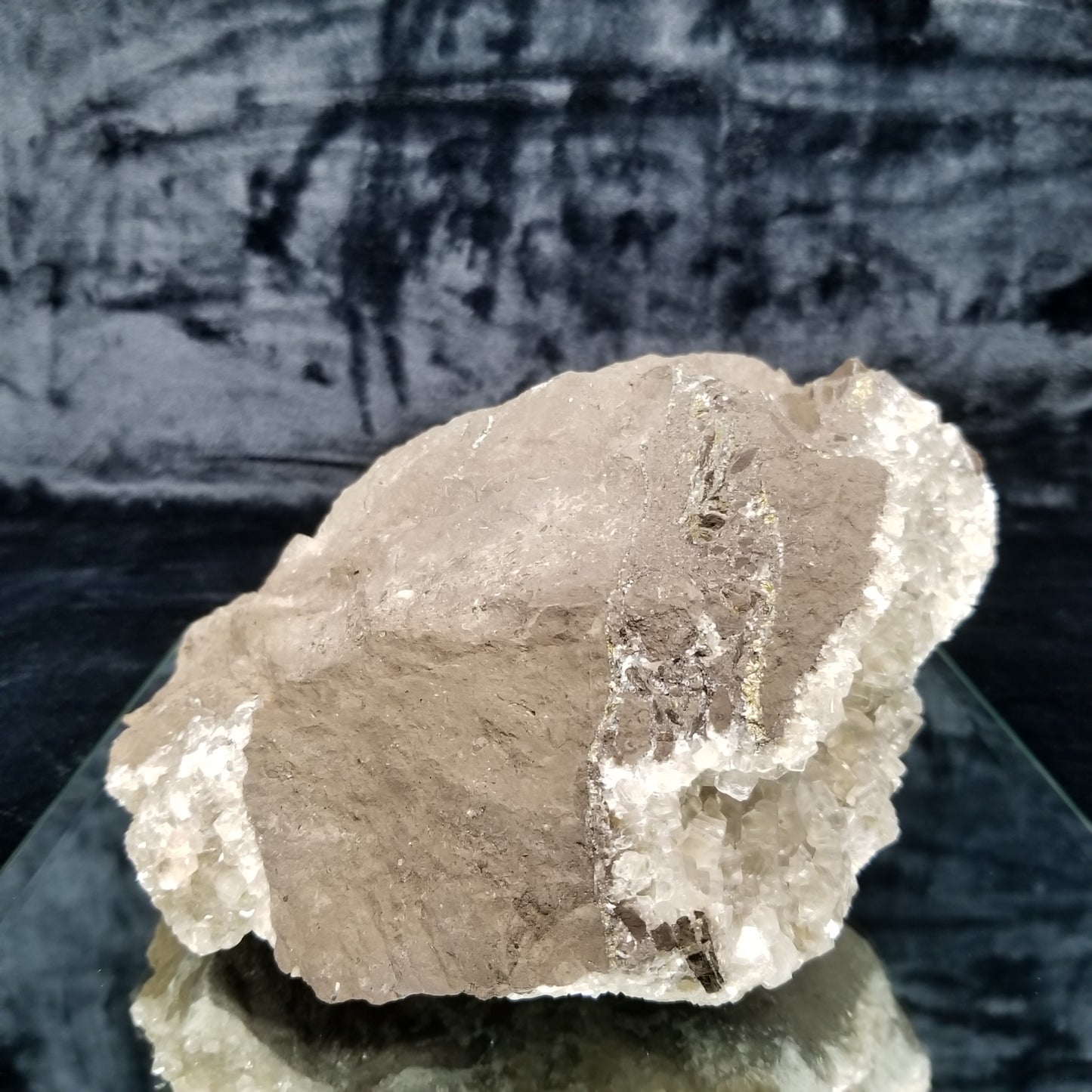 #33000 Clear Nailhead Spar Calcite on Chalcopyrite ore and multiple small fossils in the matrix