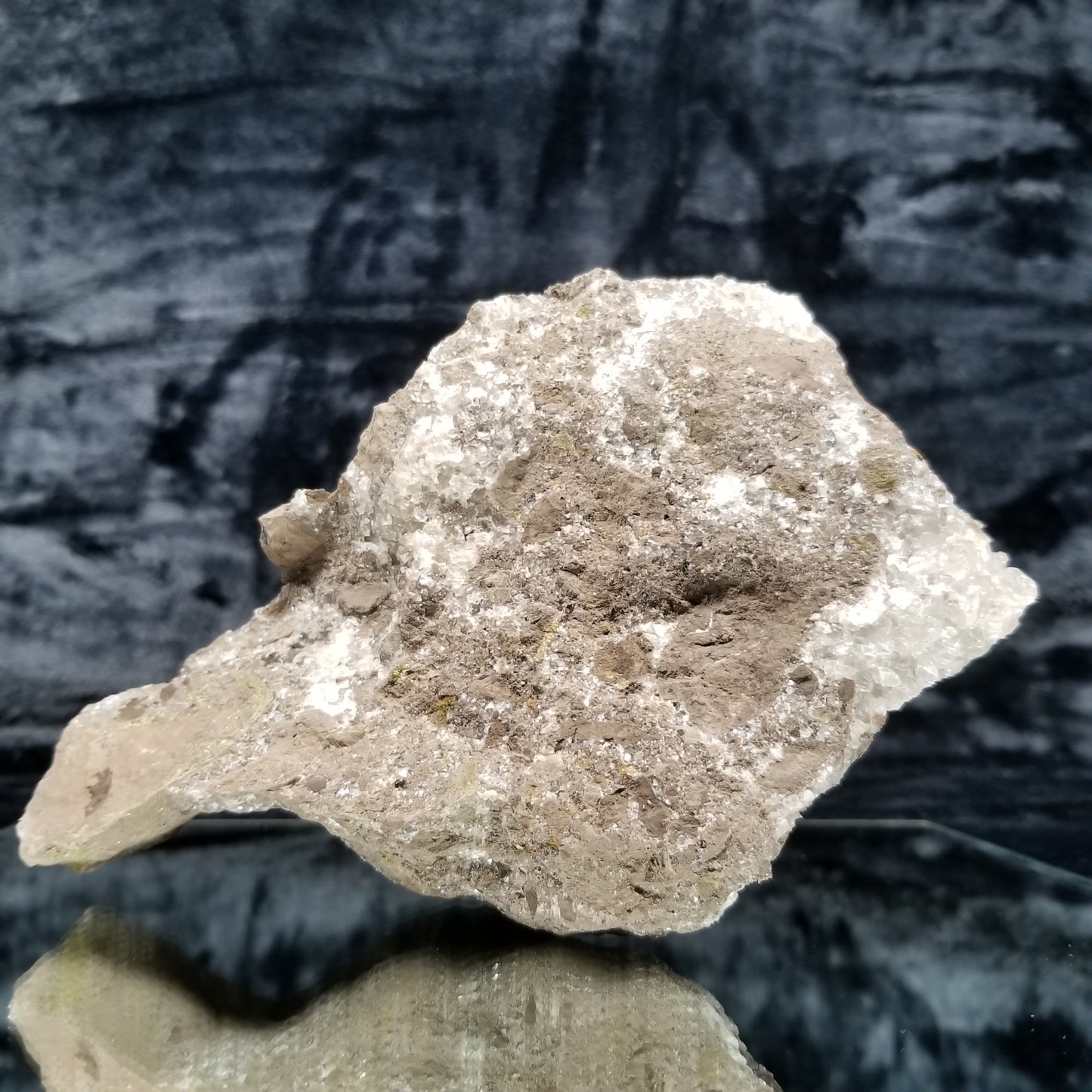 #33002 Transparent Nailhead Spar Calcite geode, Chalcopyrite ore and small fossils in matrix