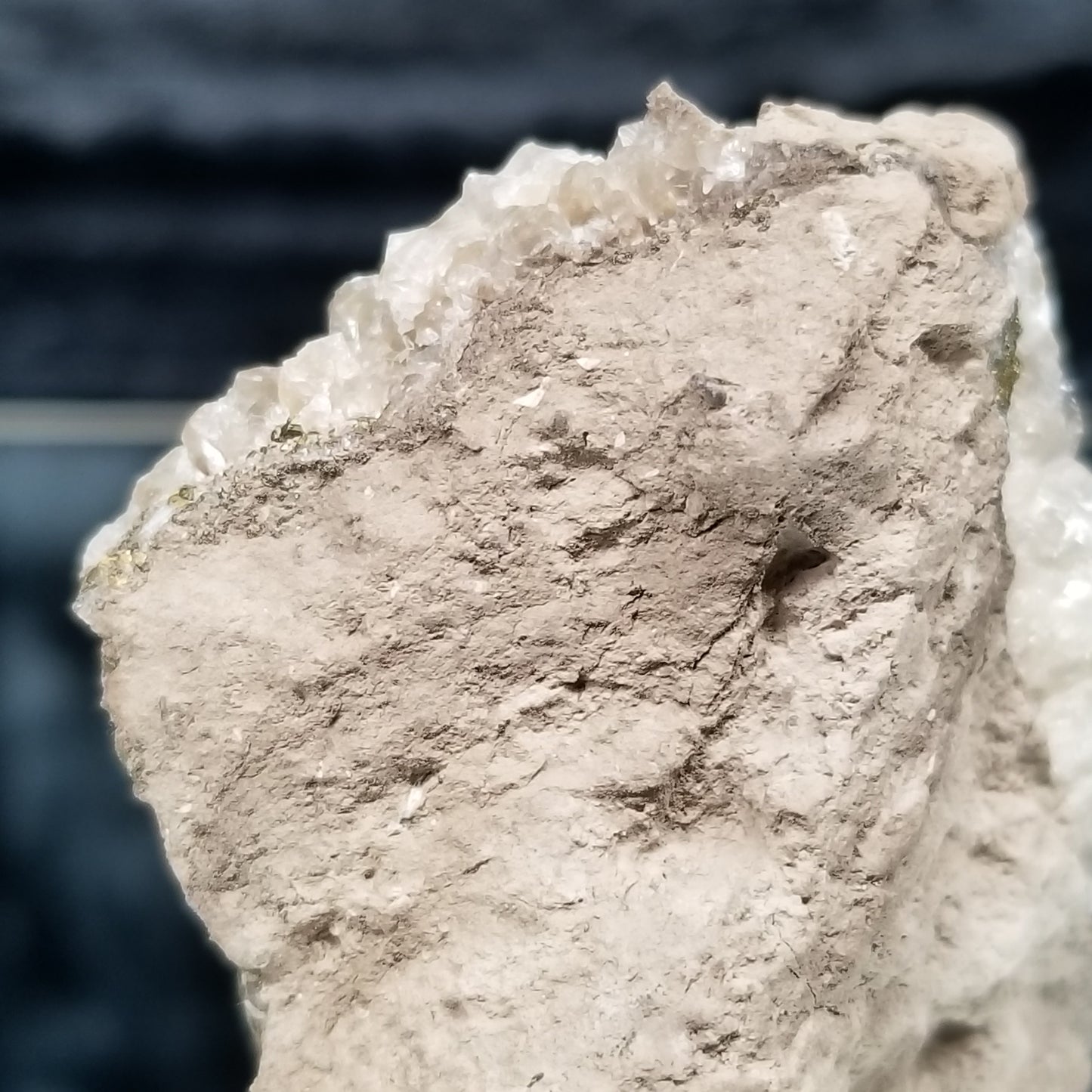 #33003 Super clear Nailhead Spar Calcite cluster, Chalcopyrite ore and multiple small fossils in the matrix