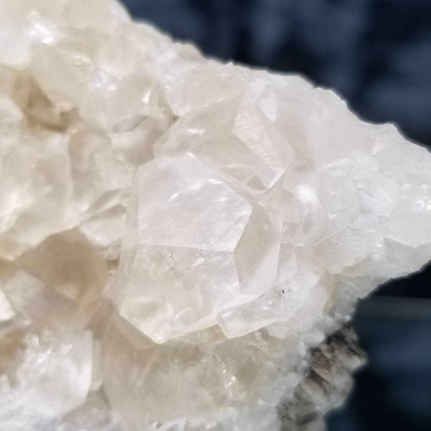 #33004 Super clear Nailhead Spar Calcite cluster, Chalcopyrite ore and multiple small fossils in the matrix