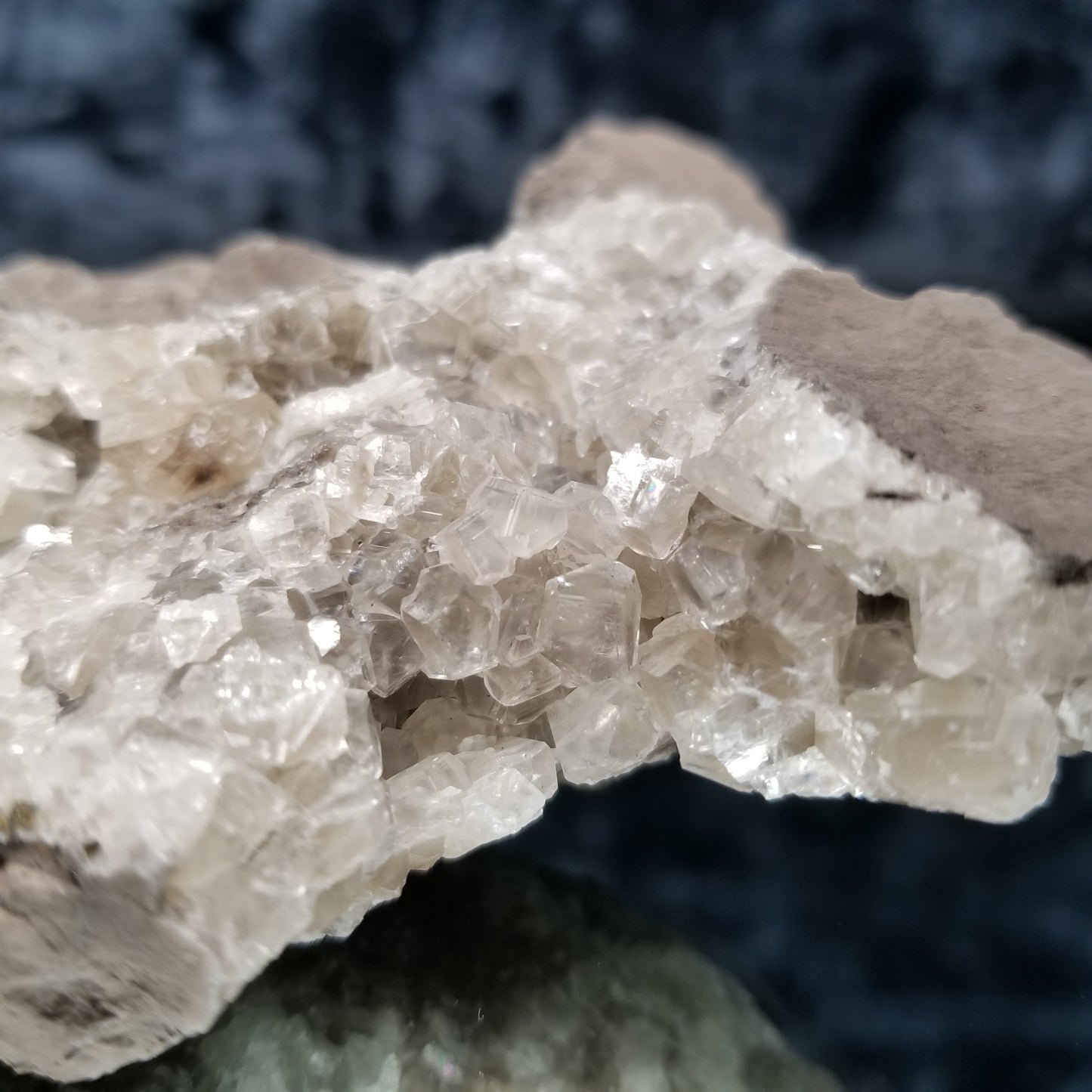 #33007 Super clear Nailhead Spar Calcite cluster, Chalcopyrite ore and multiple small fossils in the matrix