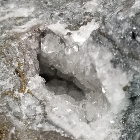 #33019-B Super clear Nailhead Spar Calcite cluster, Chalcopyrite ore and multiple small fossils in the matrix
