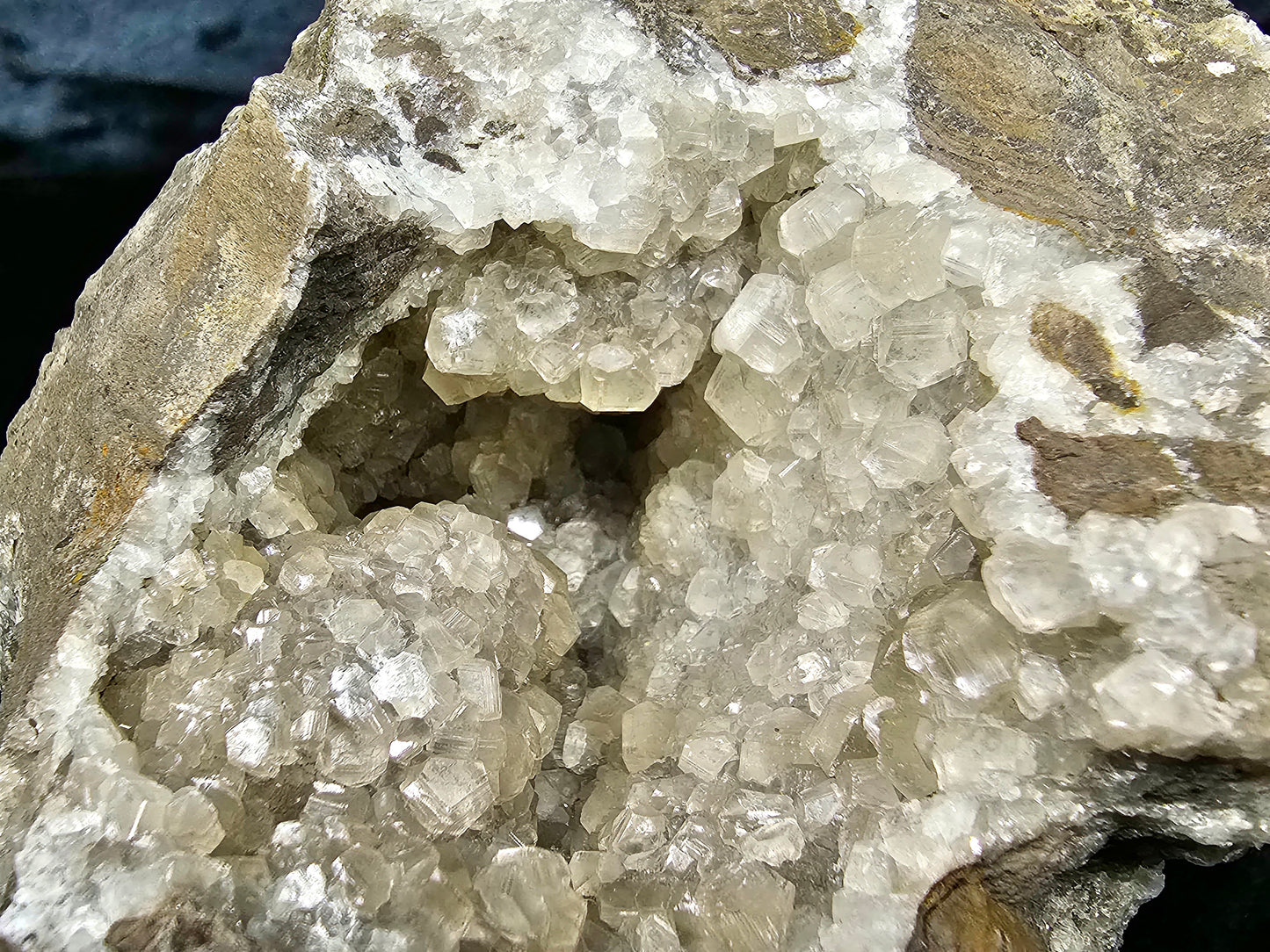 #33032 Super clear Nailhead Spar Calcite geode, Chalcopyrite ore and multiple small fossils in the matrix