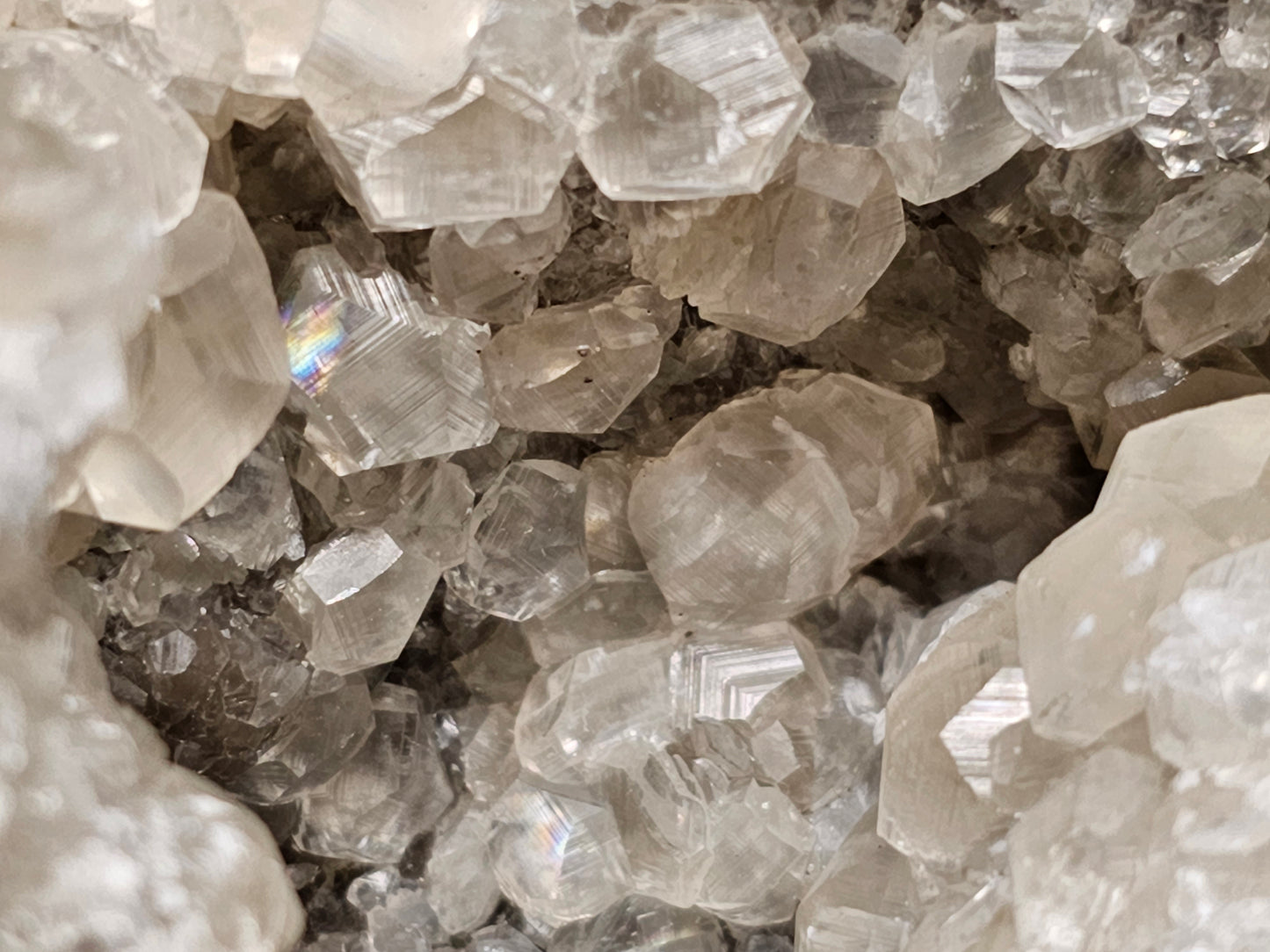 #33033 Super clear Nailhead Spar Calcite geode, Chalcopyrite ore and multiple small fossils in the matrix