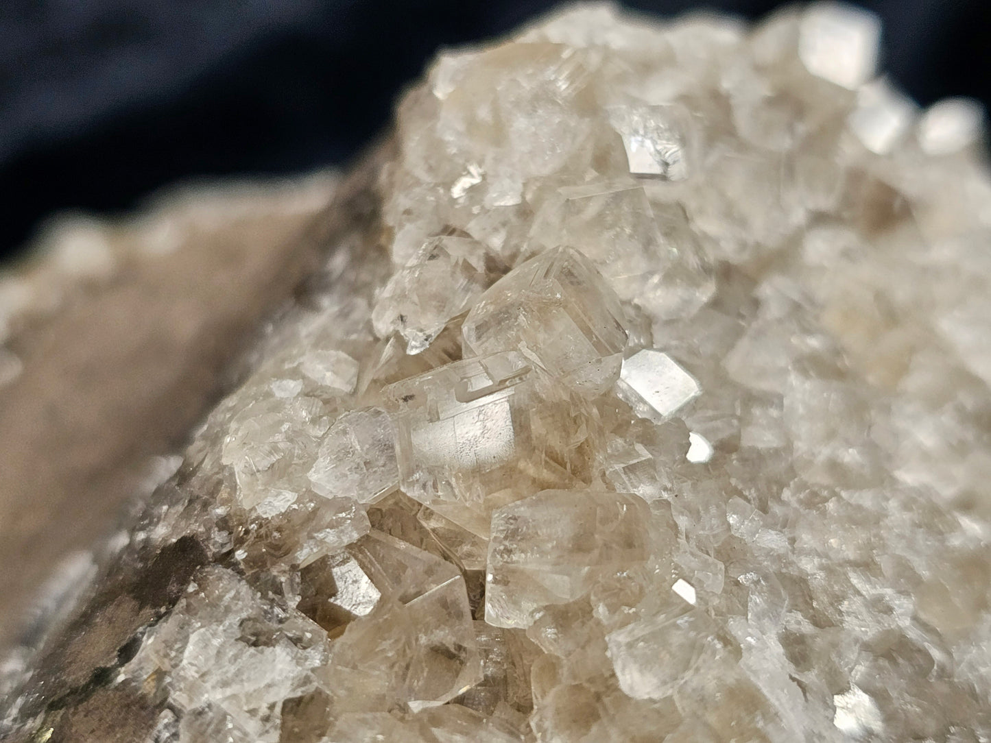 #33037 Super clear Nailhead Spar Calcite geode, Chalcopyrite ore and multiple small fossils in the matrix