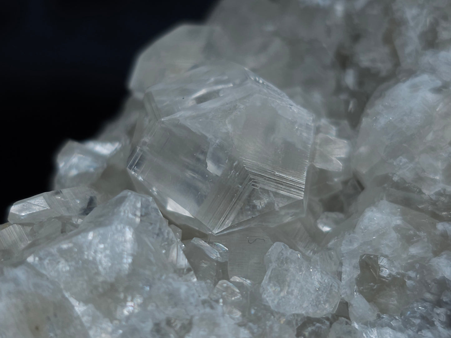 #33085 Super clear Nailhead Spar Calcite cluster, Chalcopyrite ore and multiple small fossils in the matrix
