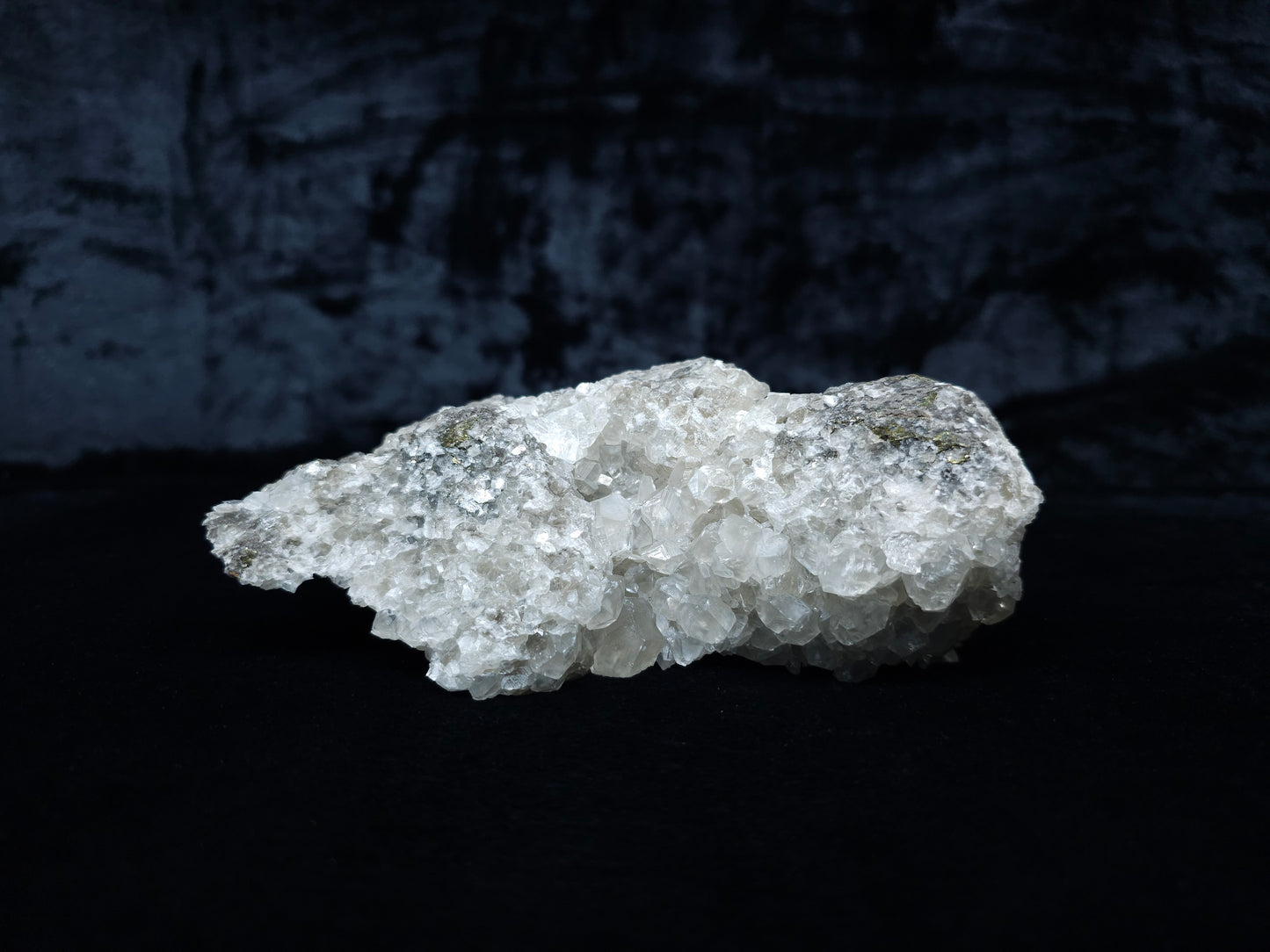 #33076 Super clear Nailhead Spar Calcite cluster, Chalcopyrite ore and multiple small fossils in the matrix