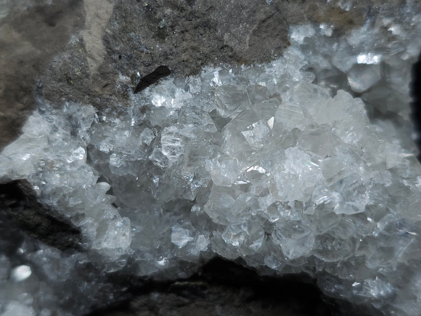 #33059 Super clear Nailhead Spar Calcite cluster, Chalcopyrite ore and multiple small fossils in the matrix