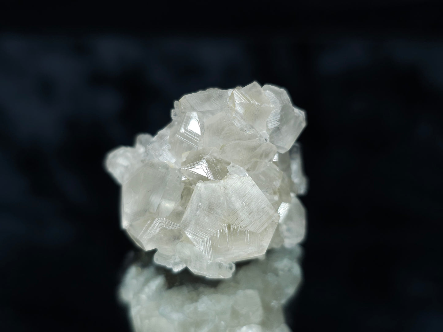 #33052 Super clear Nailhead Spar Calcite cluster, Chalcopyrite ore and multiple small fossils in the matrix