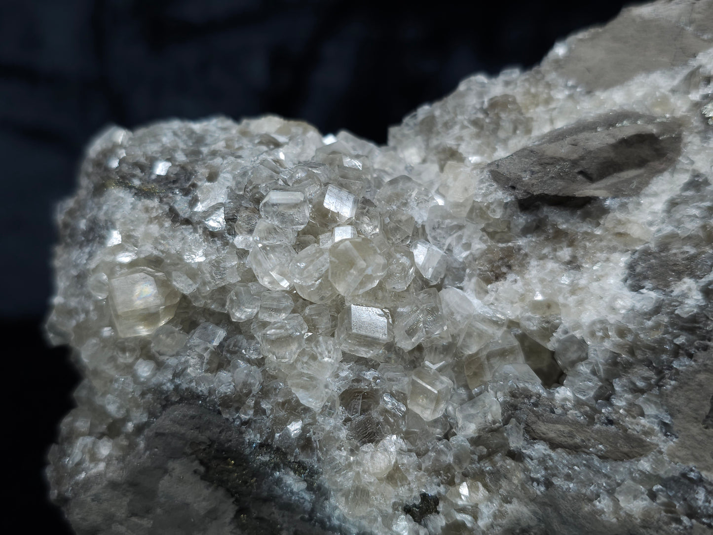 #33069 Super clear Nailhead Spar Calcite cluster, Chalcopyrite ore and multiple small fossils in the matrix