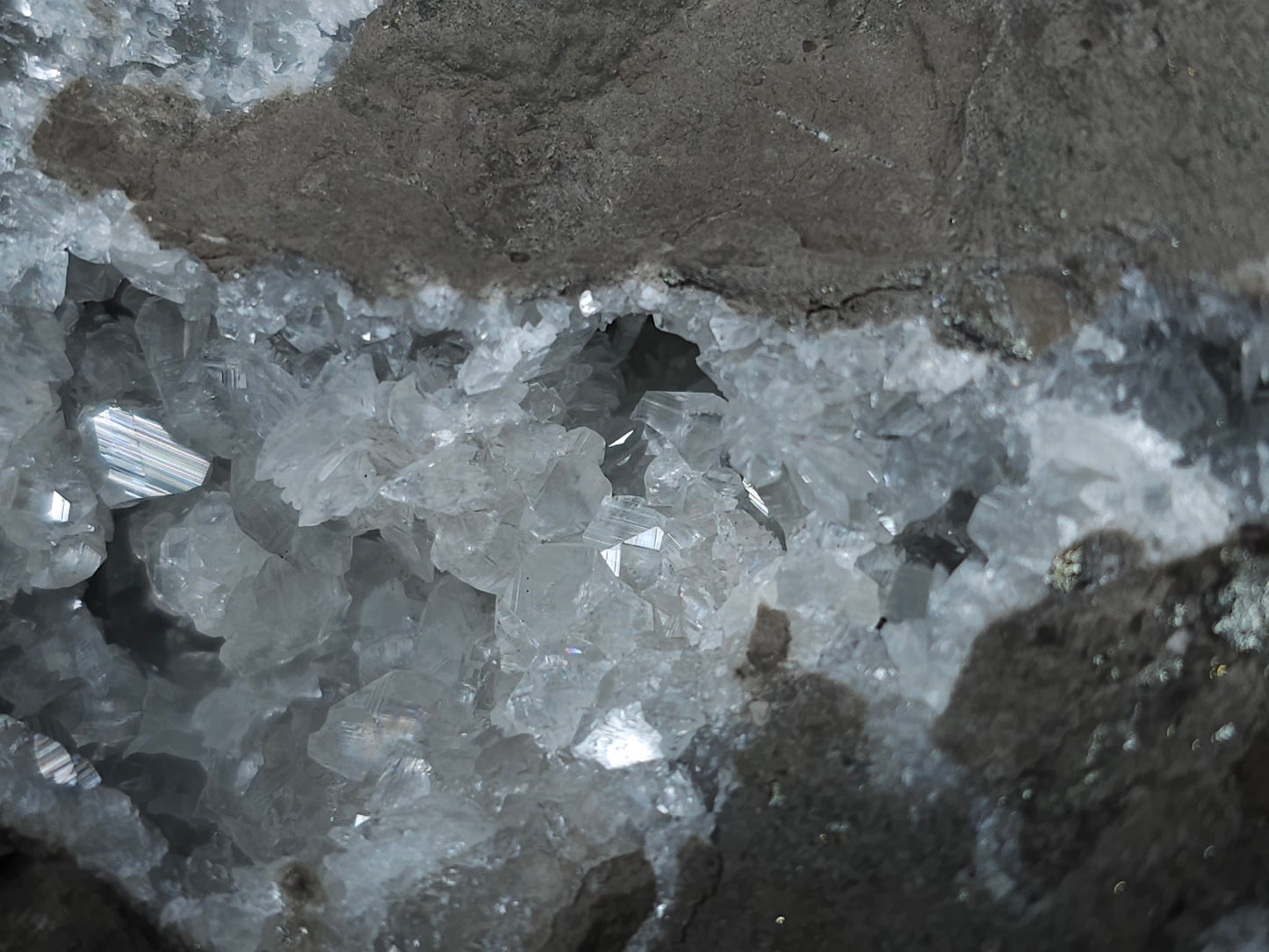 #33082 Super clear Nailhead Spar Calcite cluster, Chalcopyrite ore and multiple small fossils in the matrix