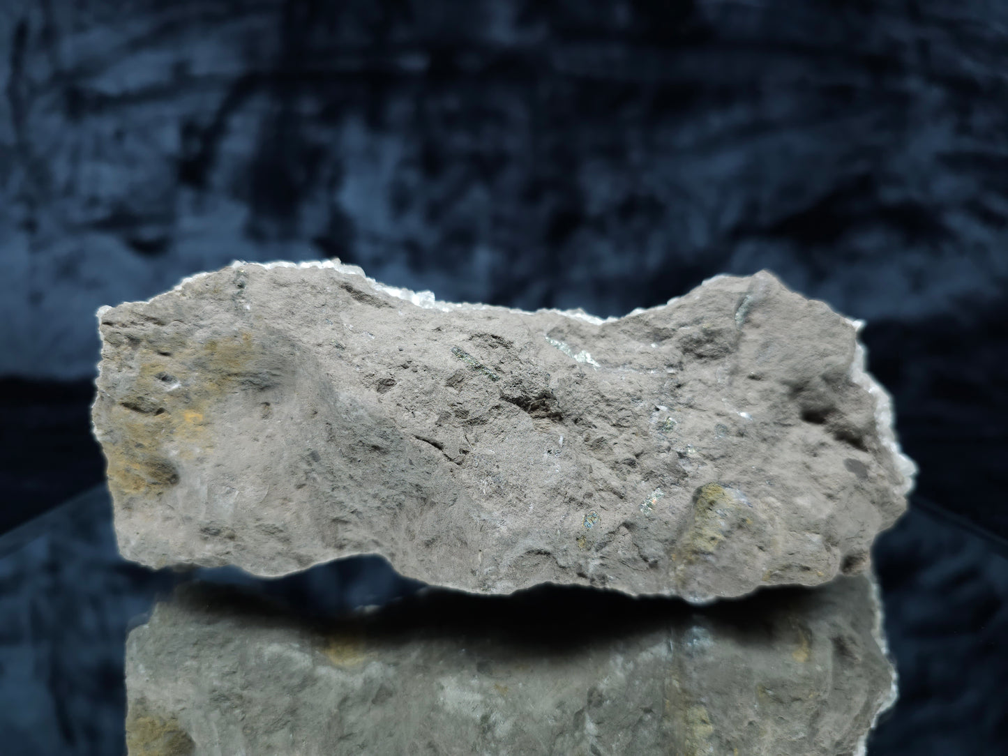 #33081 Super clear Nailhead Spar Calcite cluster, Chalcopyrite ore and multiple small fossils in the matrix