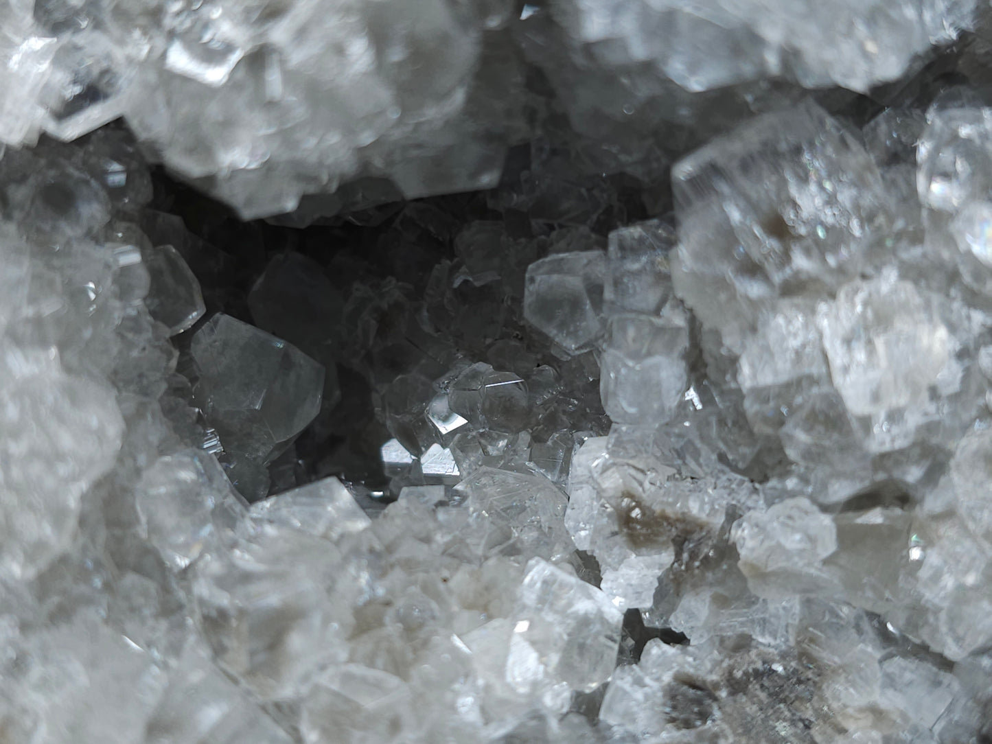 #33084 Super clear Nailhead Spar Calcite geode, Chalcopyrite ore and multiple small fossils in the matrix