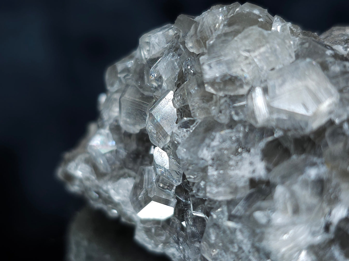 #33105 Super clear Nailhead Spar Calcite cluster with Chalcopyrite ore and multiple small fossils in the matrix