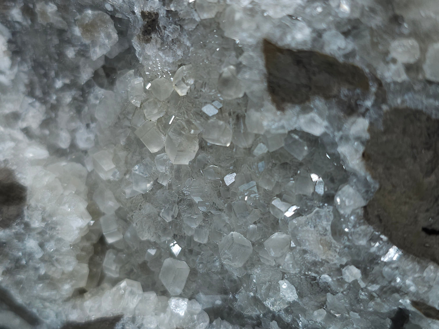 #33090 Super clear Nailhead Spar Calcite geode, Chalcopyrite ore and multiple small fossils in the matrix