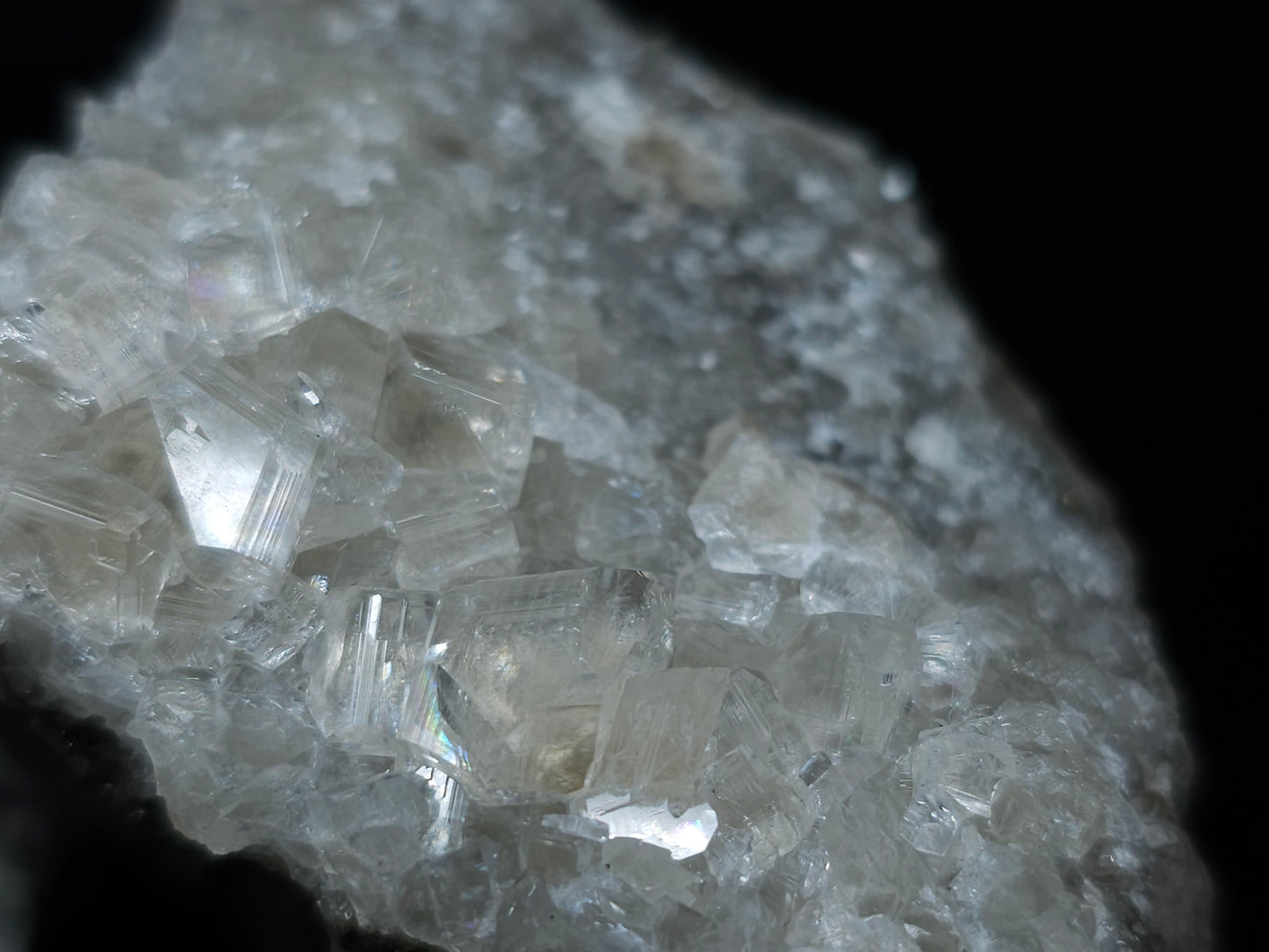 #33106 Super clear Nailhead Spar Calcite cluster with Chalcopyrite ore and multiple small fossils in the matrix
