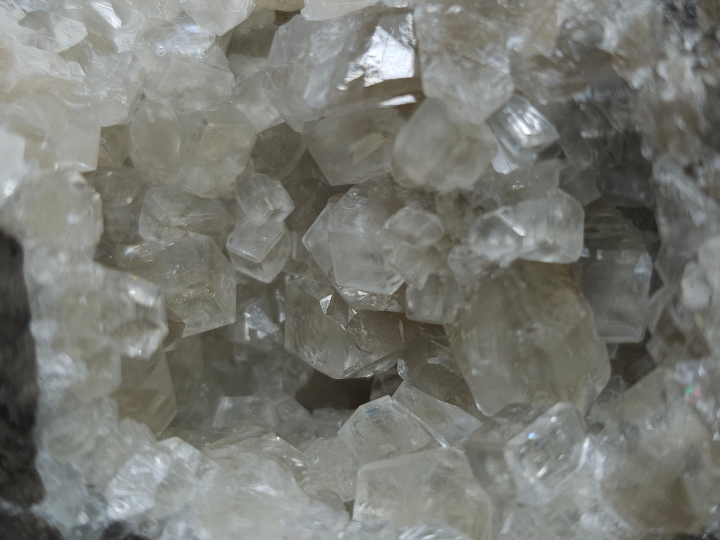 #33093 Super clear Nailhead Spar Calcite geode, Chalcopyrite ore and multiple small fossils in the matrix