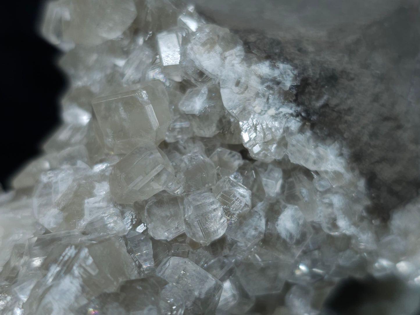 #33108 Super clear Nailhead Spar Calcite cluster with Chalcopyrite ore and multiple small fossils in the matrix