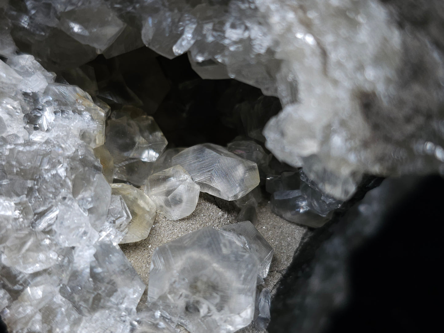 #33088 Super clear Nailhead Spar Calcite geode, Chalcopyrite ore and multiple small fossils in the matrix