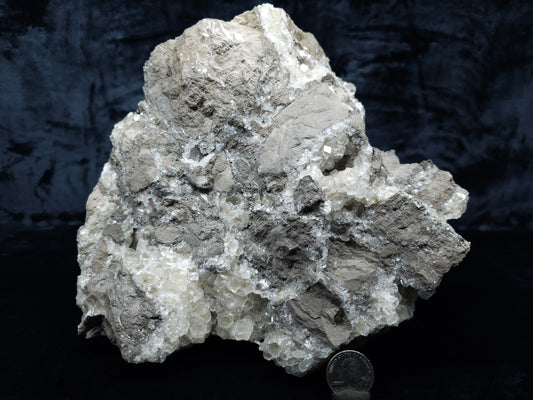 #33087 Super clear Nailhead Spar Calcite geode, Chalcopyrite ore and multiple small fossils in the matrix