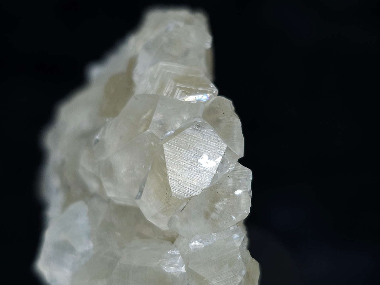 #33098 Super clear Nailhead Spar Calcite cluster, Chalcopyrite ore and multiple small fossils in the matrix
