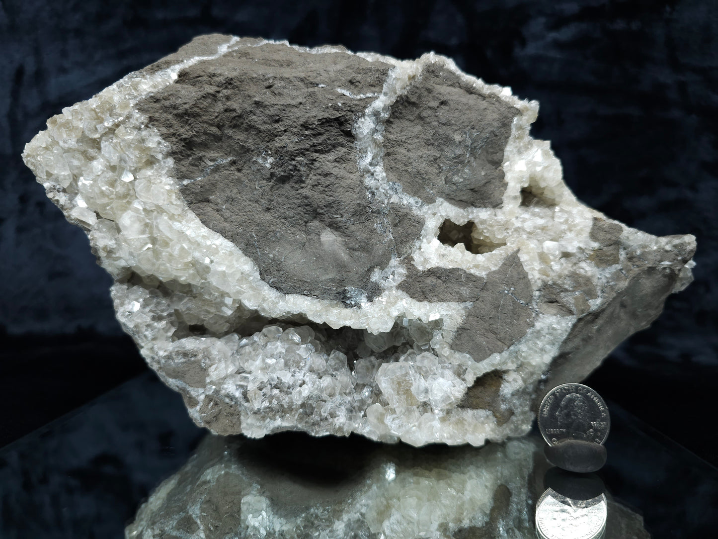 #33107 Super clear Nailhead Spar Calcite geode with Chalcopyrite ore and multiple small fossils in the matrix
