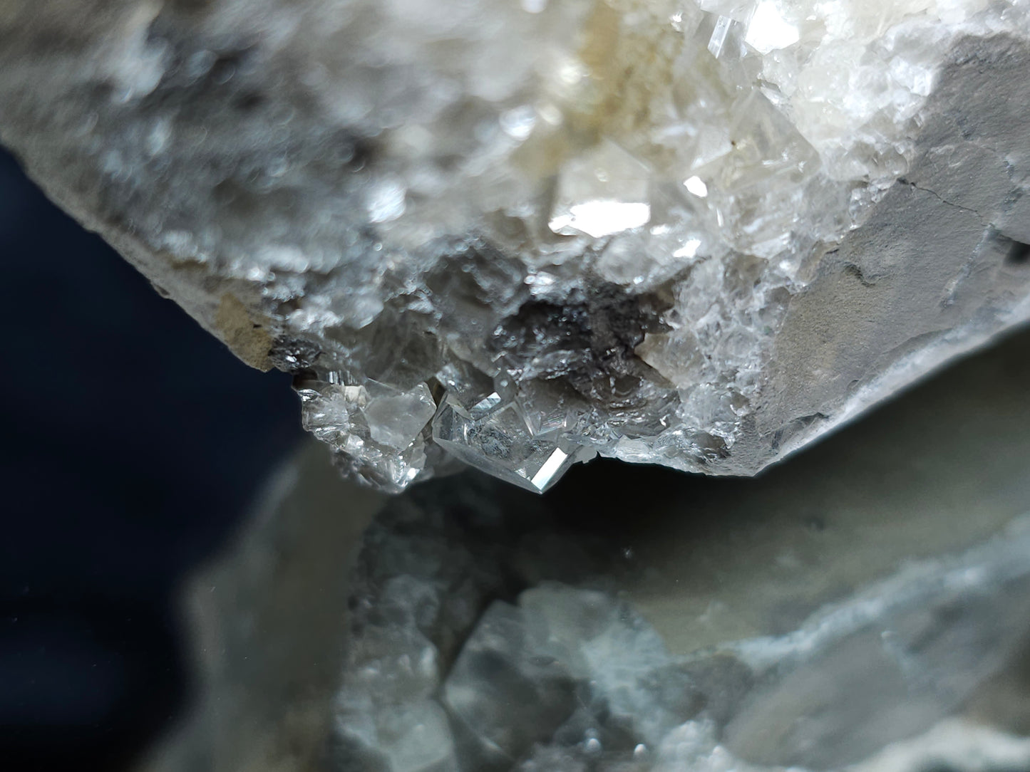 #33075 Super clear Nailhead Spar Calcite cluster, Chalcopyrite ore and multiple small fossils in the matrix