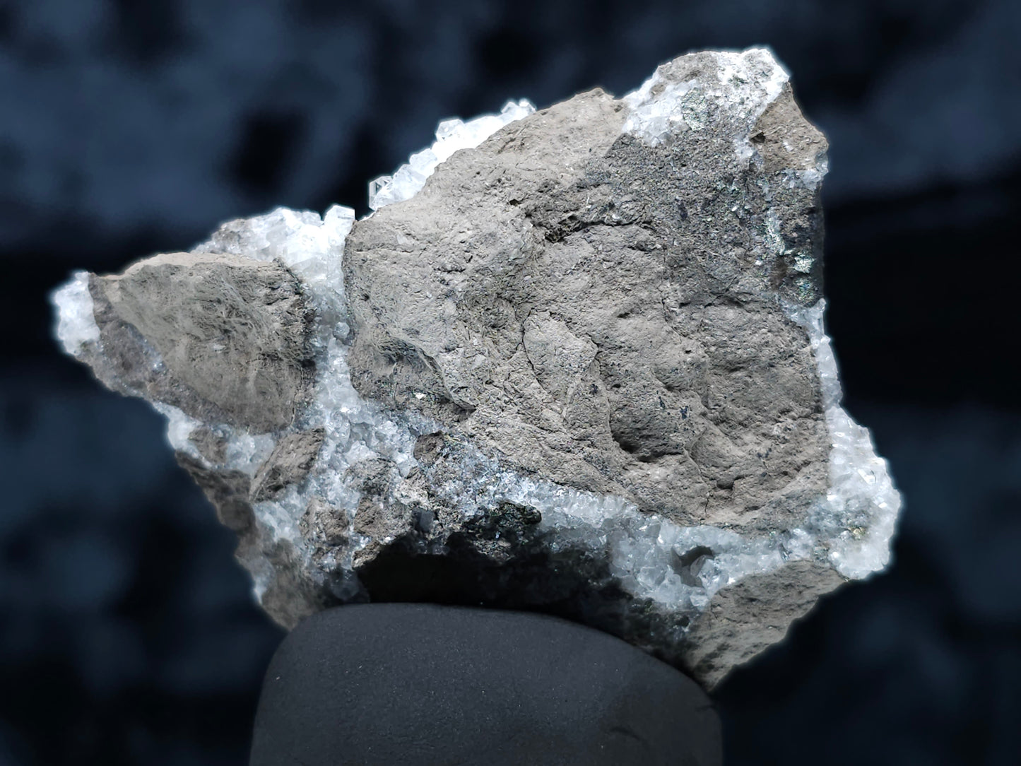 #33060 Super clear Nailhead Spar Calcite cluster, Chalcopyrite ore and multiple small fossils in the matrix
