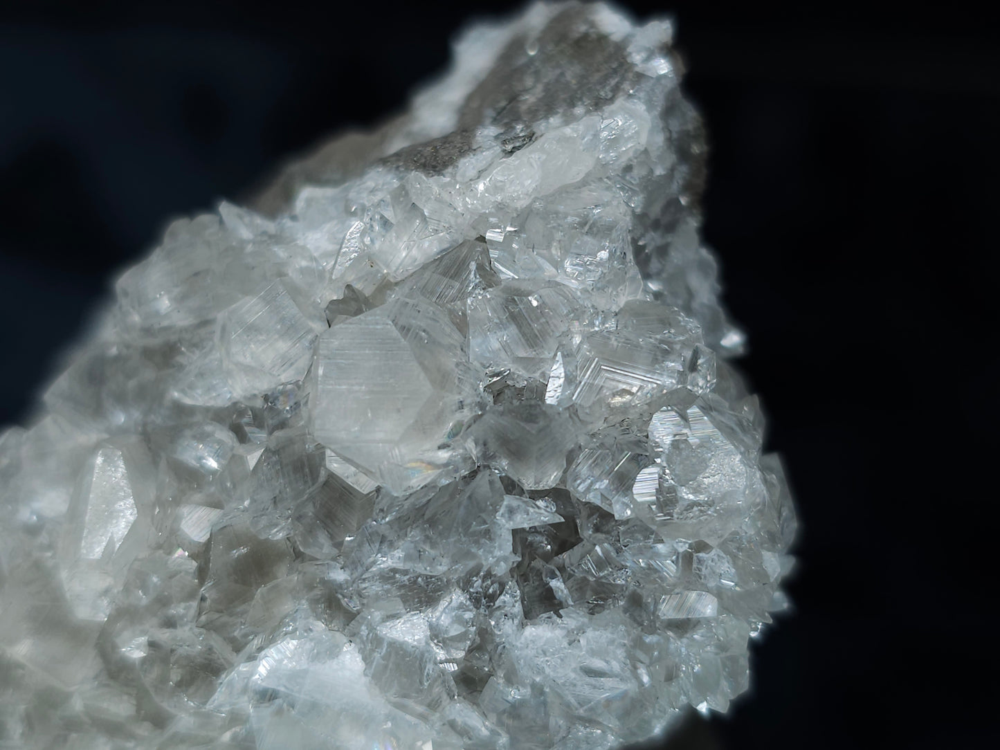 #33112 Super clear Nailhead Spar Calcite cluster with Chalcopyrite ore and multiple small fossils in the matrix