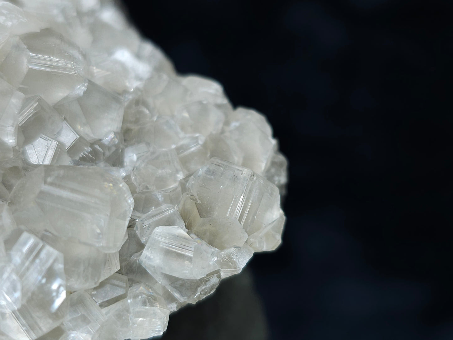 #33115 Super clear Nailhead Spar Calcite cluster with Chalcopyrite ore and multiple small fossils in the matrix