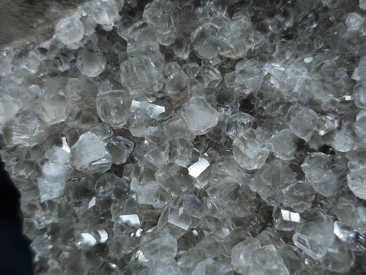 #33119 Super clear Nailhead Spar Calcite cluster with Chalcopyrite ore and multiple small fossils in the matrix