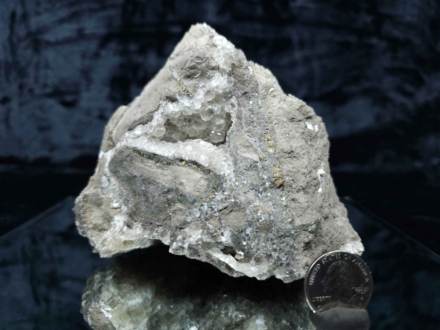 #33118 Super clear Nailhead Spar Calcite geode with Chalcopyrite ore and multiple small fossils in the matrix